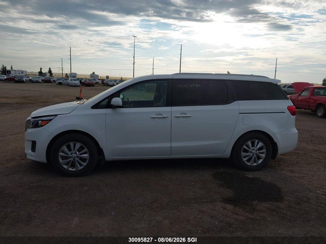 Продаж на аукціоні авто 2018 Kia Sedona Lx, vin: KNDMB5C12J6388361, номер лоту: 30095827