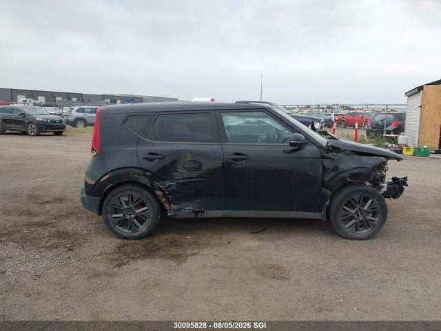 30095828 :رقم المزاد ، KNDJ33AU5M7138810 vin ، 2021 Kia Soul Ex مزاد بيع