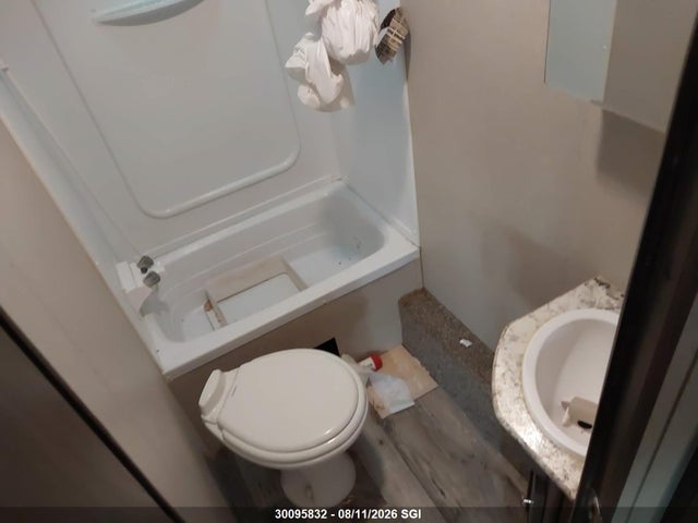 Продажа на аукционе авто 2018 Keystone Hideout Lhs, vin: 4YDT24223J7249640, номер лота: 30095832