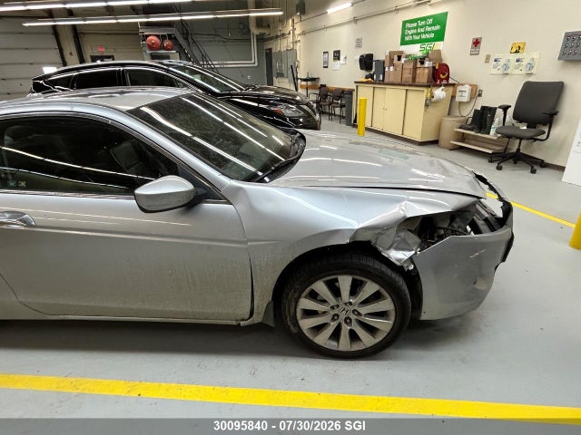 Продажа на аукционе авто 2008 Honda Accord Exl, vin: 1HGCS22848A800460, номер лота: 30095840