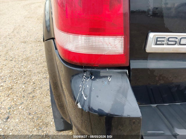 2008 Ford Escape Xlt მანქანა იყიდება აუქციონზე, vin: 1FMCU93128KA61226, აუქციონის ნომერი: 30095637