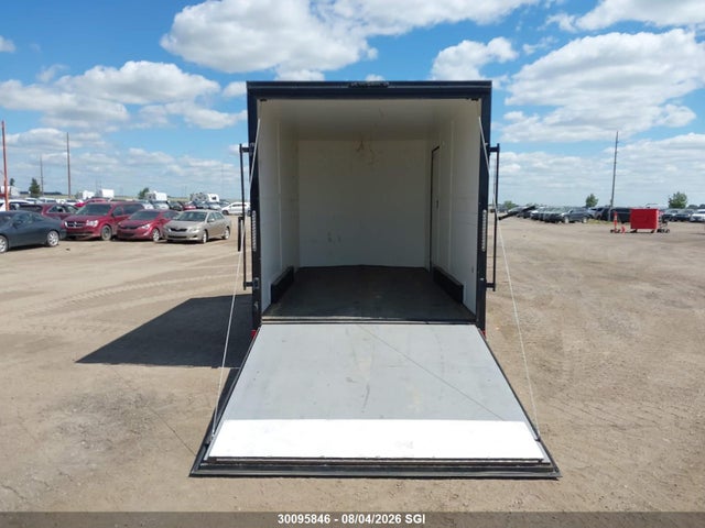 Continental Cargo V Series 2020 5NHUVH424LN091954 Image 8