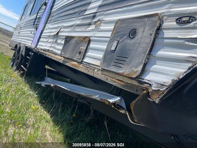 30095858 :رقم المزاد ، 573TM302XT7704828 vin ، 2026 Grand Design Rv Momentum مزاد بيع