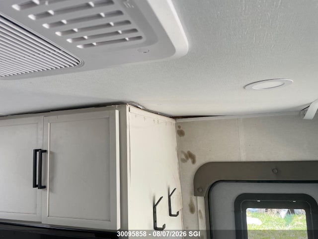 30095858 :رقم المزاد ، 573TM302XT7704828 vin ، 2026 Grand Design Rv Momentum مزاد بيع