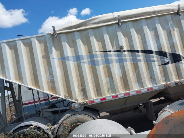 Doepker Industries Grain Lead 2014 2DEGBSA22E1030034 Image 4