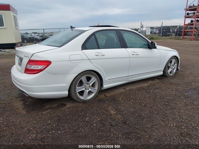 30095870 :رقم المزاد ، WDDGF81X68F056580 vin ، 2008 Mercedes-benz C 300 4matic مزاد بيع