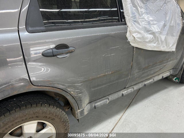 30095875 :رقم المزاد ، 1FMCU9DG8BKB40152 vin ، 2011 Ford Escape Xlt مزاد بيع