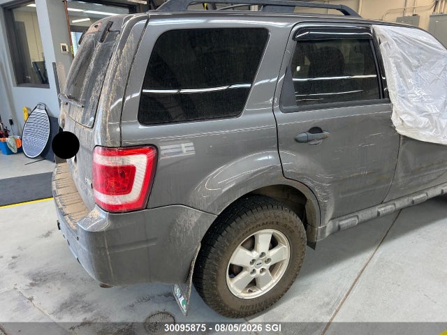 30095875 :رقم المزاد ، 1FMCU9DG8BKB40152 vin ، 2011 Ford Escape Xlt مزاد بيع