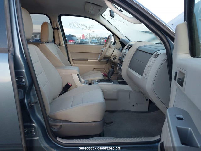 30095883 :رقم المزاد ، 1FMCU9DG4CKA52913 vin ، 2012 Ford Escape Xlt مزاد بيع
