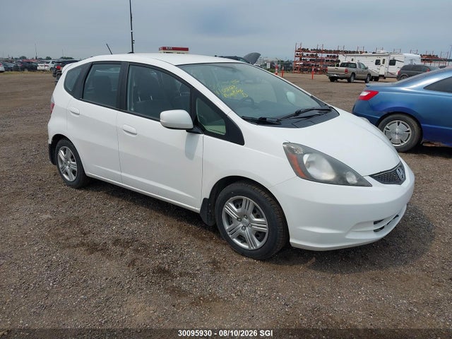 Продажа на аукционе авто 2013 Honda Fit Lx, vin: LUCGE8H53D3004123, номер лота: 30095930