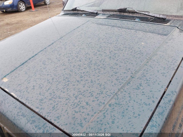 30095932 :رقم المزاد ، 1J4FJ68S1WL229451 vin ، 1998 Jeep Cherokee Sport/classic مزاد بيع