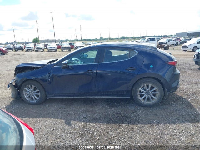 Mazda 3 Preferred 2025 JM1BPALM3S1777813 Image 14