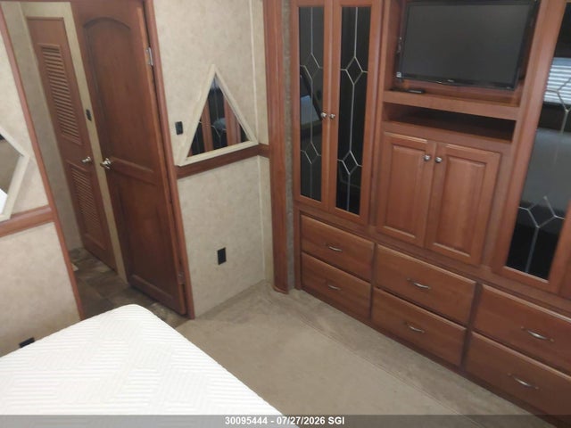 2013 Dutchman Trailer 3640rl მანქანა იყიდება აუქციონზე, vin: 47CFNFV23DX810257, აუქციონის ნომერი: 30095444