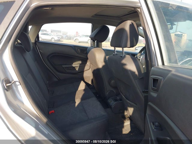 30095947 :رقم المزاد ، 3FADP4EJ8DM106338 vin ، 2013 Ford Fiesta Se مزاد بيع