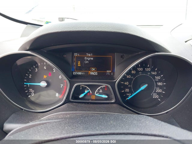 30095979 :رقم المزاد ، 1FMCU9GD7HUB07464 vin ، 2017 Ford Escape Se مزاد بيع