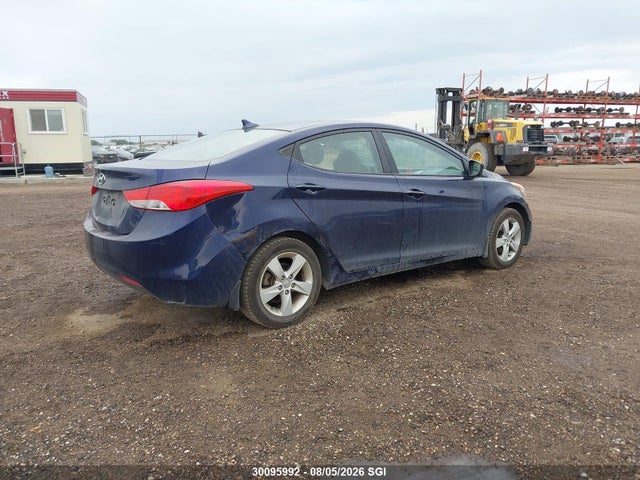 2013 Hyundai Elantra Gls/limited მანქანა იყიდება აუქციონზე, vin: 5NPDH4AE4DH425824, აუქციონის ნომერი: 30095992