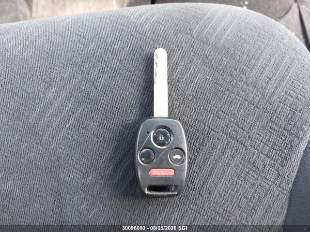 30096000 :رقم المزاد ، JHLRD78806C805165 vin ، 2006 Honda Cr-v Ex مزاد بيع