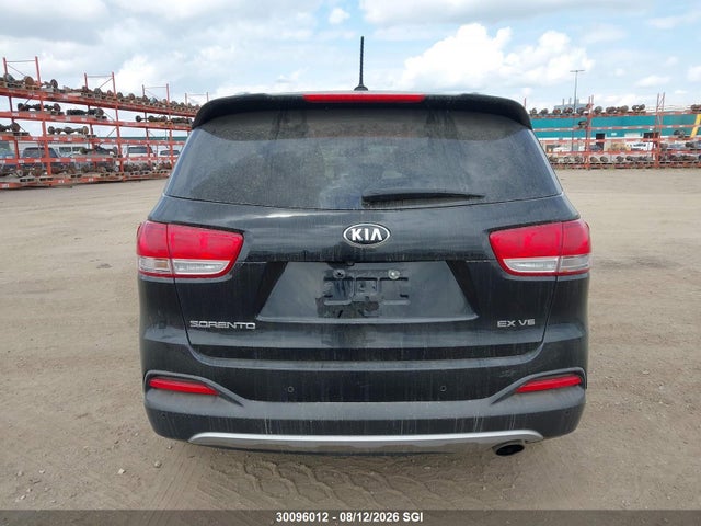 Продажа на аукционе авто 2016 Kia Sorento, vin: 5XYPHDA53GG028176, номер лота: 30096012