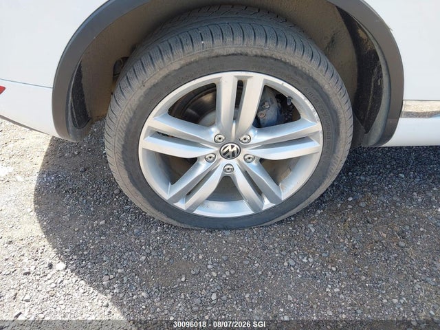 Продажа на аукционе авто 2013 Volkswagen Touareg V6, vin: WVGEF9BP2DD009165, номер лота: 30096018