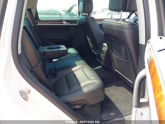 Продажа на аукционе авто 2013 Volkswagen Touareg V6, vin: WVGEF9BP2DD009165, номер лота: 30096018