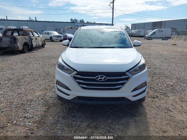 Продажа на аукционе авто 2017 Hyundai Tucson Se, vin: KM8J2CA4XHU502516, номер лота: 30094641