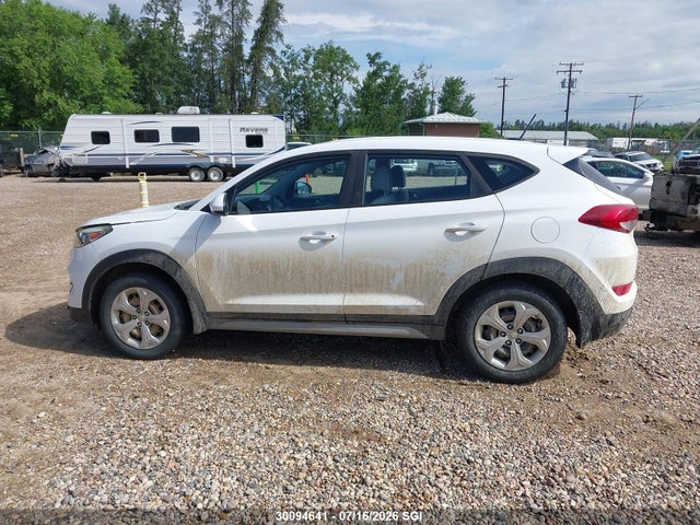 30094641 :رقم المزاد ، KM8J2CA4XHU502516 vin ، 2017 Hyundai Tucson Se مزاد بيع