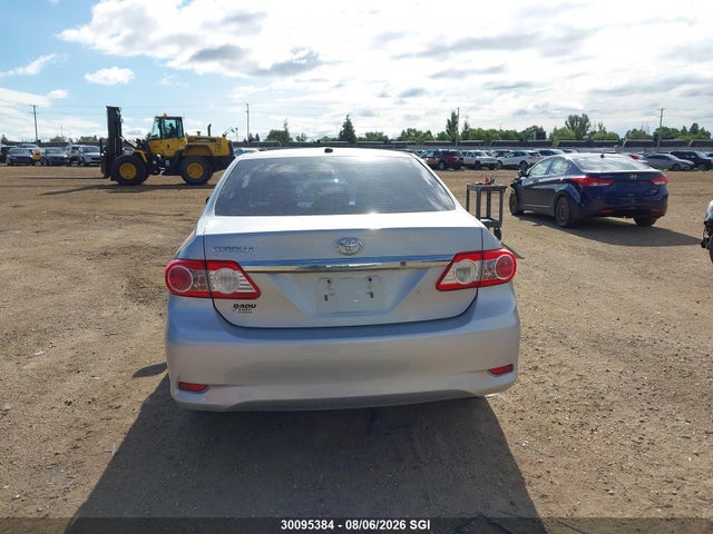 30095384 :رقم المزاد ، 2T1BU4EE4DC951905 vin ، 2013 Toyota Corolla S/le مزاد بيع