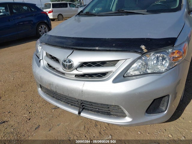 30095384 :رقم المزاد ، 2T1BU4EE4DC951905 vin ، 2013 Toyota Corolla S/le مزاد بيع