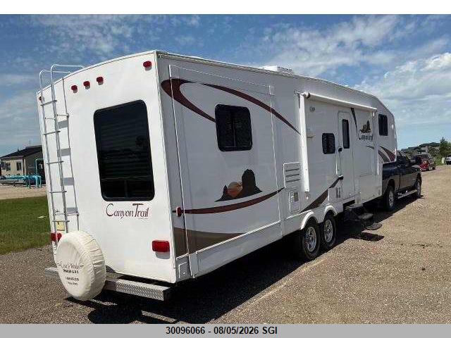 2010 Gulf Stream Canyon Trail მანქანა იყიდება აუქციონზე, vin: 1NL1YFM26A1073701, აუქციონის ნომერი: 30096066