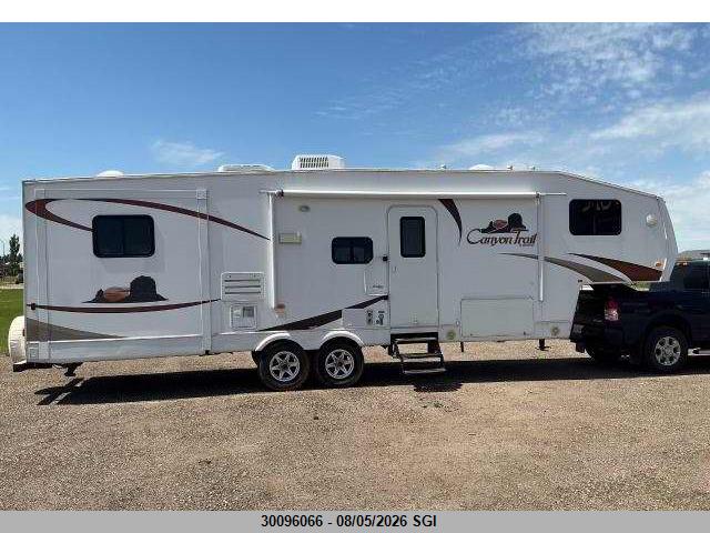 2010 Gulf Stream Canyon Trail მანქანა იყიდება აუქციონზე, vin: 1NL1YFM26A1073701, აუქციონის ნომერი: 30096066