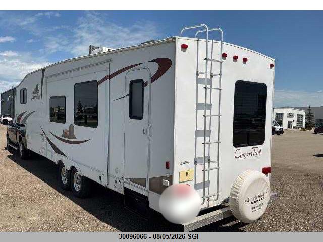 2010 Gulf Stream Canyon Trail მანქანა იყიდება აუქციონზე, vin: 1NL1YFM26A1073701, აუქციონის ნომერი: 30096066