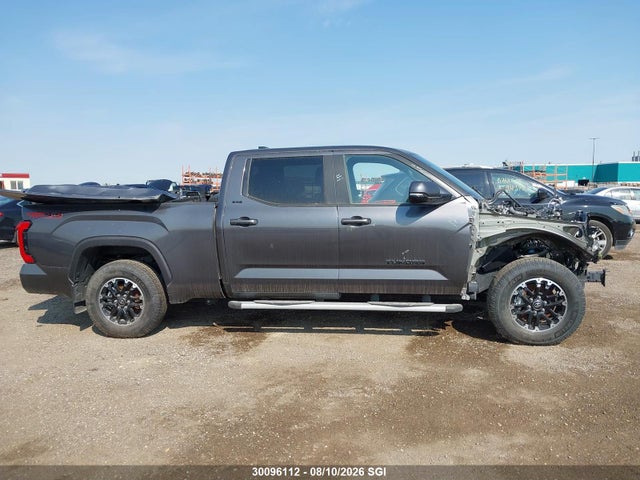 2025 Toyota Tundra Crewmax Sr5 მანქანა იყიდება აუქციონზე, vin: 5TFLA5EC7SX045960, აუქციონის ნომერი: 30096112