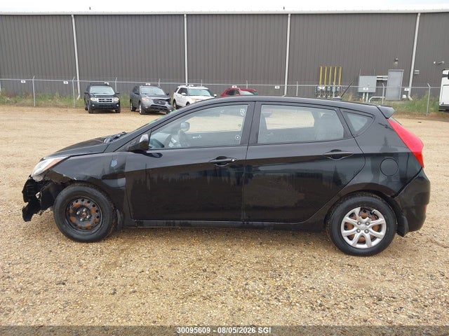 2013 Hyundai Accent Gls/gs მანქანა იყიდება აუქციონზე, vin: KMHCT5AE9DU132809, აუქციონის ნომერი: 30095609