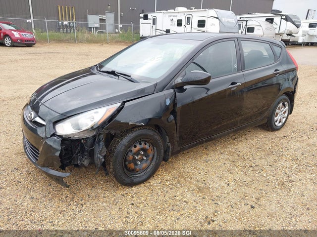 2013 Hyundai Accent Gls/gs მანქანა იყიდება აუქციონზე, vin: KMHCT5AE9DU132809, აუქციონის ნომერი: 30095609