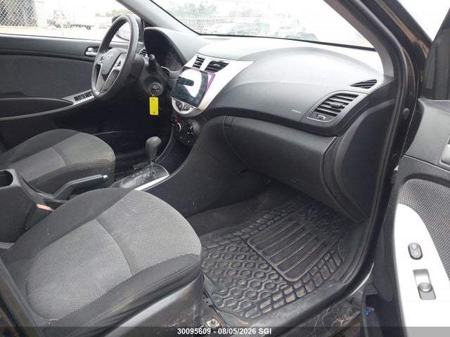 2013 Hyundai Accent Gls/gs მანქანა იყიდება აუქციონზე, vin: KMHCT5AE9DU132809, აუქციონის ნომერი: 30095609