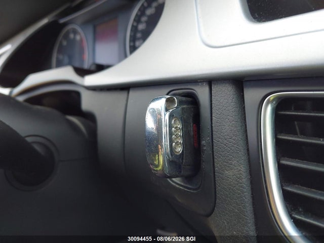 Продажа на аукционе авто 2010 Audi A4 Premium, vin: WAUBFCFL4AN029271, номер лота: 30094455