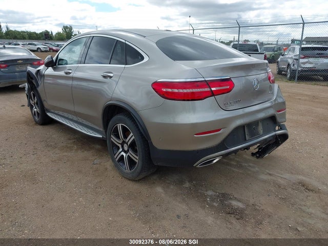 30092376 :رقم المزاد ، WDC0J4KB7KF520502 vin ، 2019 Mercedes-benz Glc Coupe 300 4matic مزاد بيع