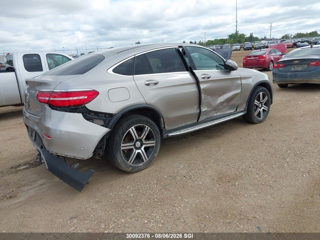 30092376 :رقم المزاد ، WDC0J4KB7KF520502 vin ، 2019 Mercedes-benz Glc Coupe 300 4matic مزاد بيع