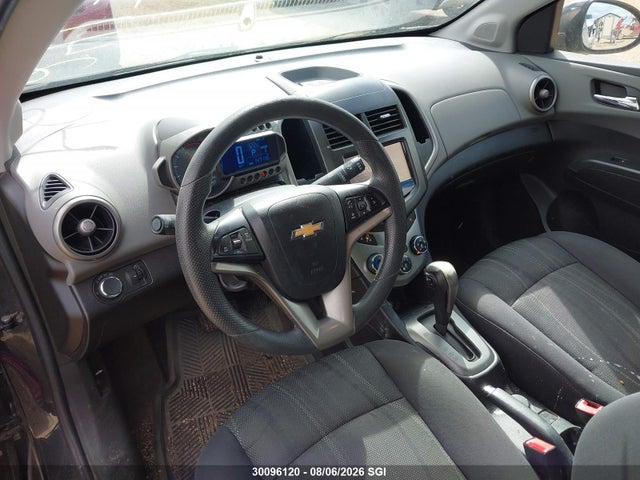 30096120 :رقم المزاد ، 1G1JC6EH9E4241707 vin ، 2014 Chevrolet Sonic Lt مزاد بيع