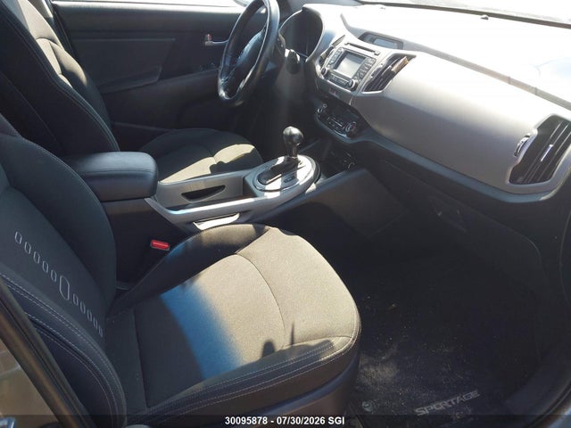 30095878 :رقم المزاد ، KNDPCCAC9G7867947 vin ، 2016 Kia Sportage Ex/sx مزاد بيع