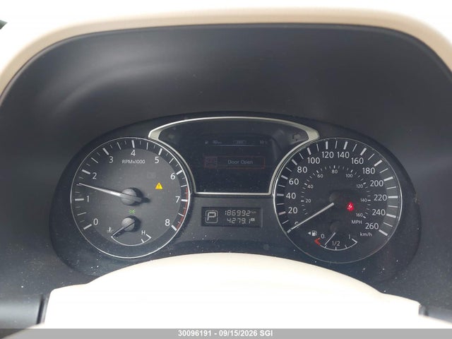 5N1AR2MM5EC637275 Nissan Pathfinder S/sv/sl/platinum