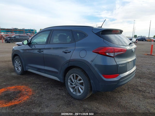 KM8J3CA43HU578818 Hyundai Tucson Limited/sport And Eco/se