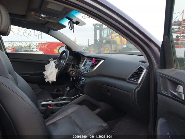 30096200 :رقم المزاد ، KM8J3CA43HU578818 vin ، 2017 Hyundai Tucson Limited/sport And Eco/se مزاد بيع