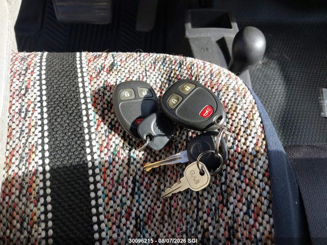 30096215 :رقم المزاد ، 3GTP2UEA5BG307955 vin ، 2011 Gmc Sierra K1500 Sl مزاد بيع