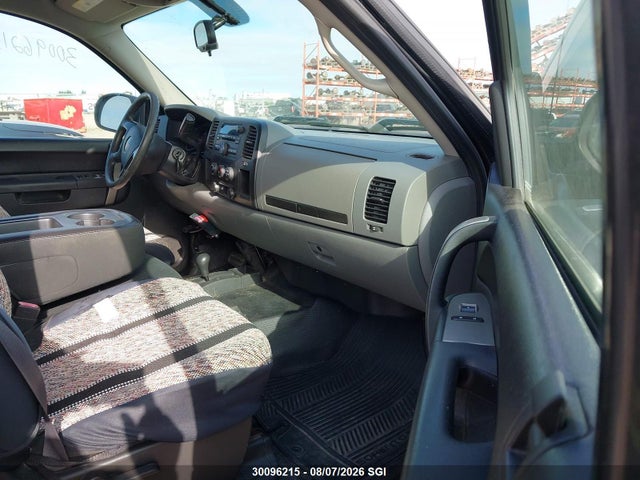 30096215 :رقم المزاد ، 3GTP2UEA5BG307955 vin ، 2011 Gmc Sierra K1500 Sl مزاد بيع