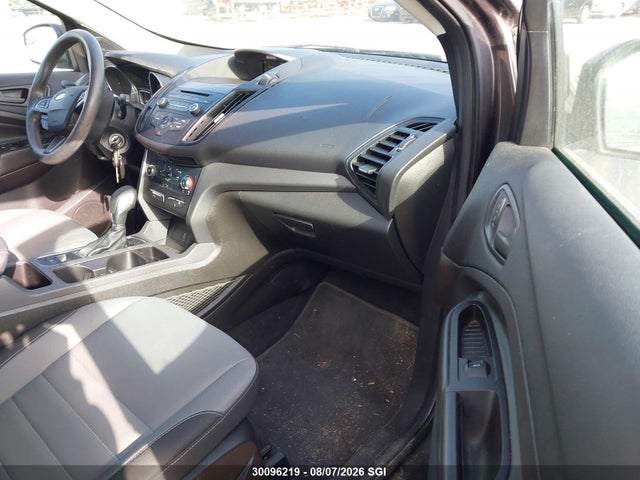 Ford ESCAPE S 2017 1FMCU0F78HUD69792 Image 5