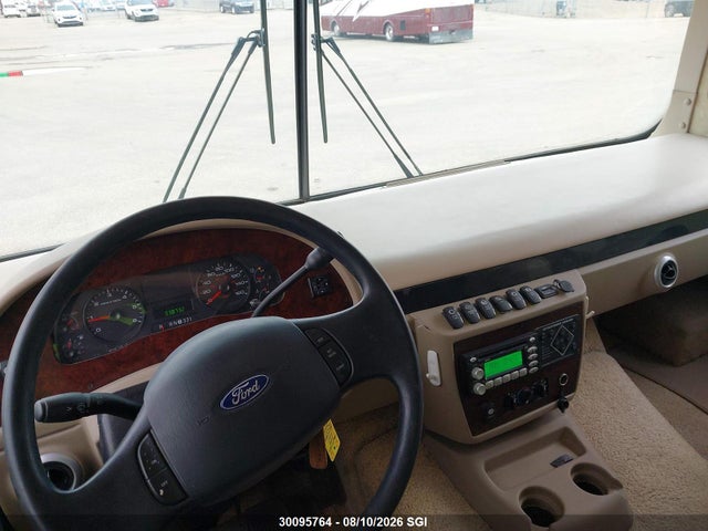 30095764 :رقم المزاد ، 1F6NF53YX70A06906 vin ، 2007 Ford F550 Super Duty Stripped Chass مزاد بيع