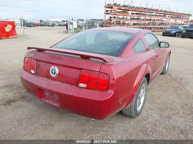 30096243 :رقم المزاد ، 1ZVFT80N855164762 vin ، 2005 Ford Mustang مزاد بيع