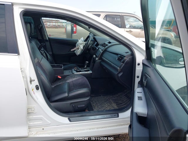 Aukcja sprzedaży 2014 Toyota Camry L/se/le/xle, vin: 4T1BF1FK3EU815455, numer aukcji: 30096246