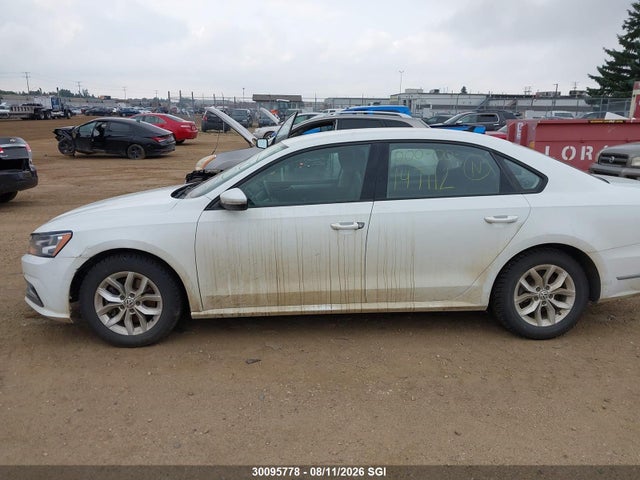 Продажа на аукционе авто 2018 Volkswagen Passat S/r-line, vin: 1VWAA7A36JC020673, номер лота: 30095778